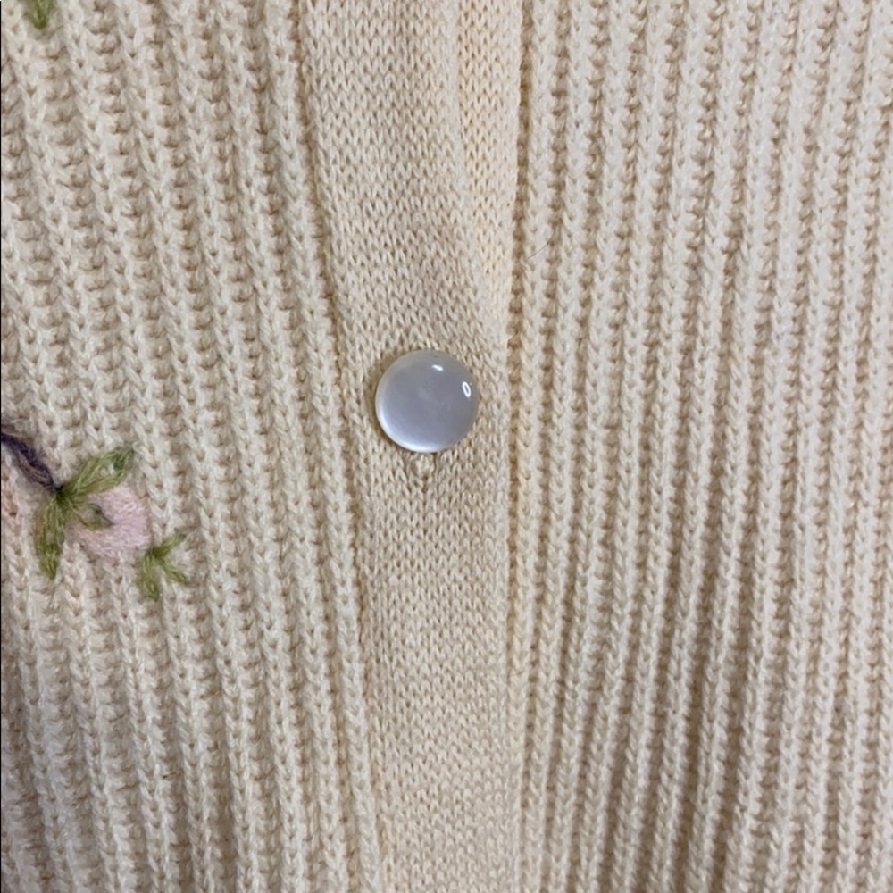 SOLD SOLD SOLD VTG granny knitted cardigan sweater - Picture 6 of 7